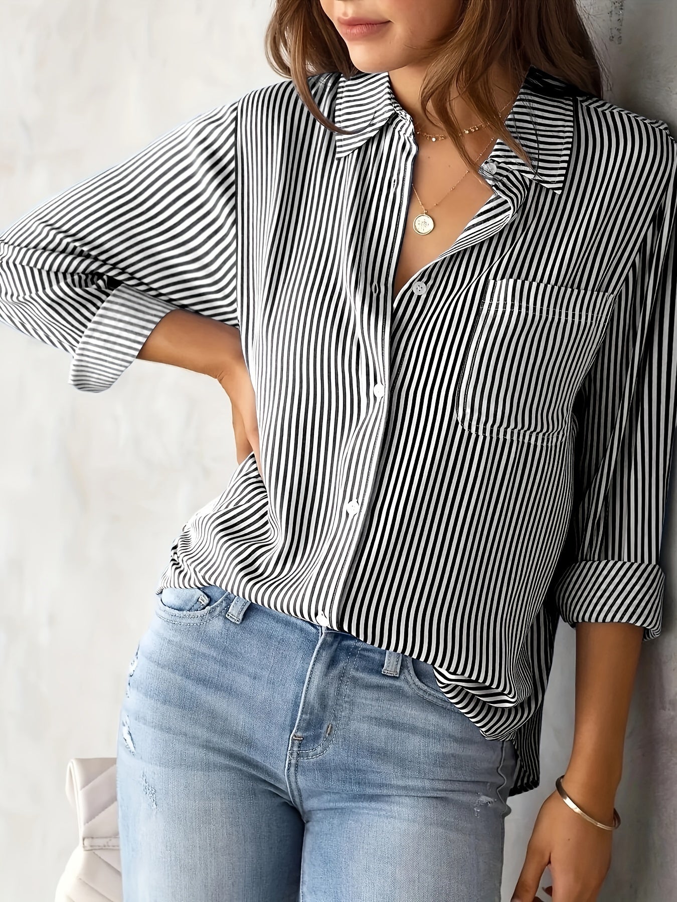 Classic Striped Casual, Business, Versatile Four Seasons Can Wear A Long-sleeved Shirt.