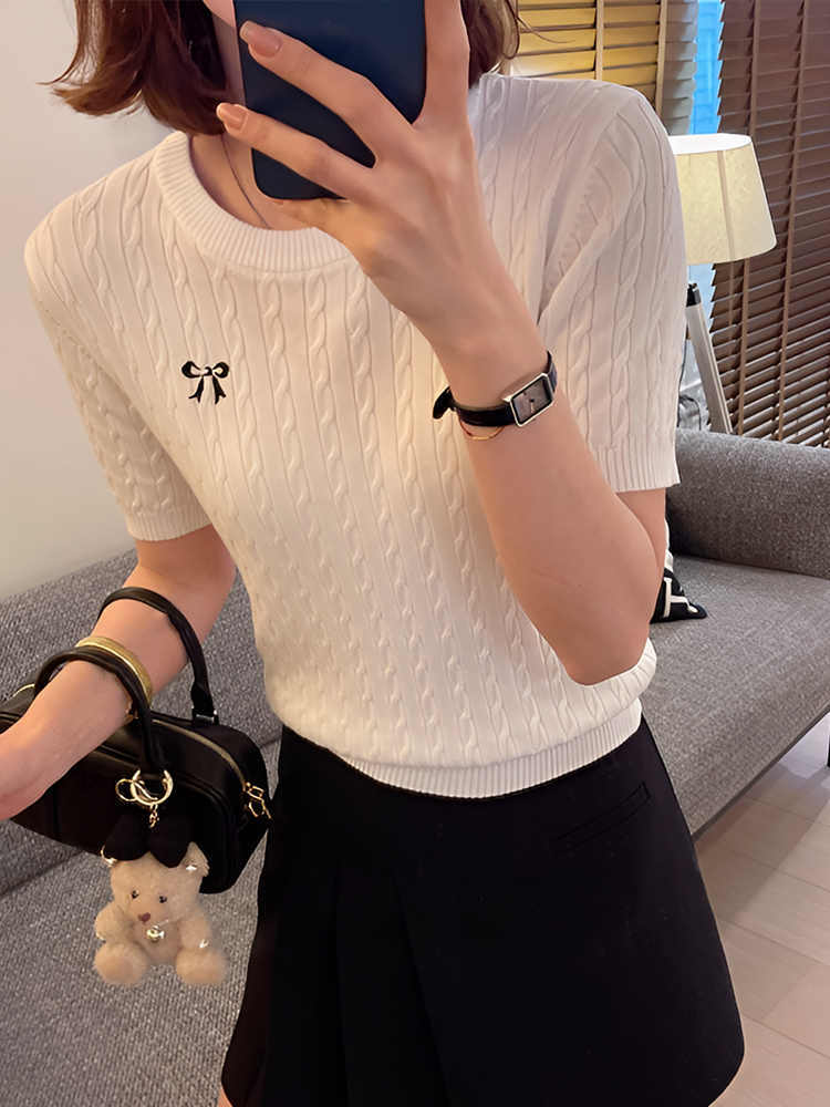 All-matching Pullover Bow Embroidery Twist Knitted Short Sleeve