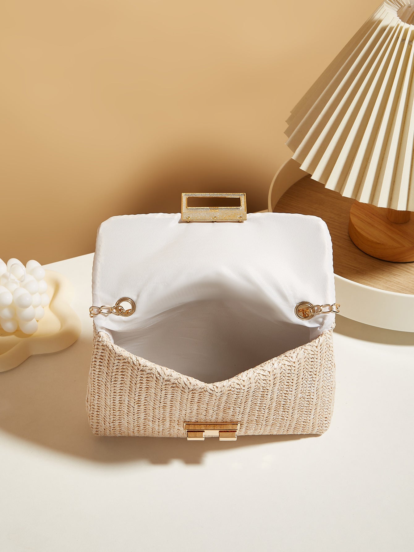 Women's Straw Lock Closed Simple Square Bag