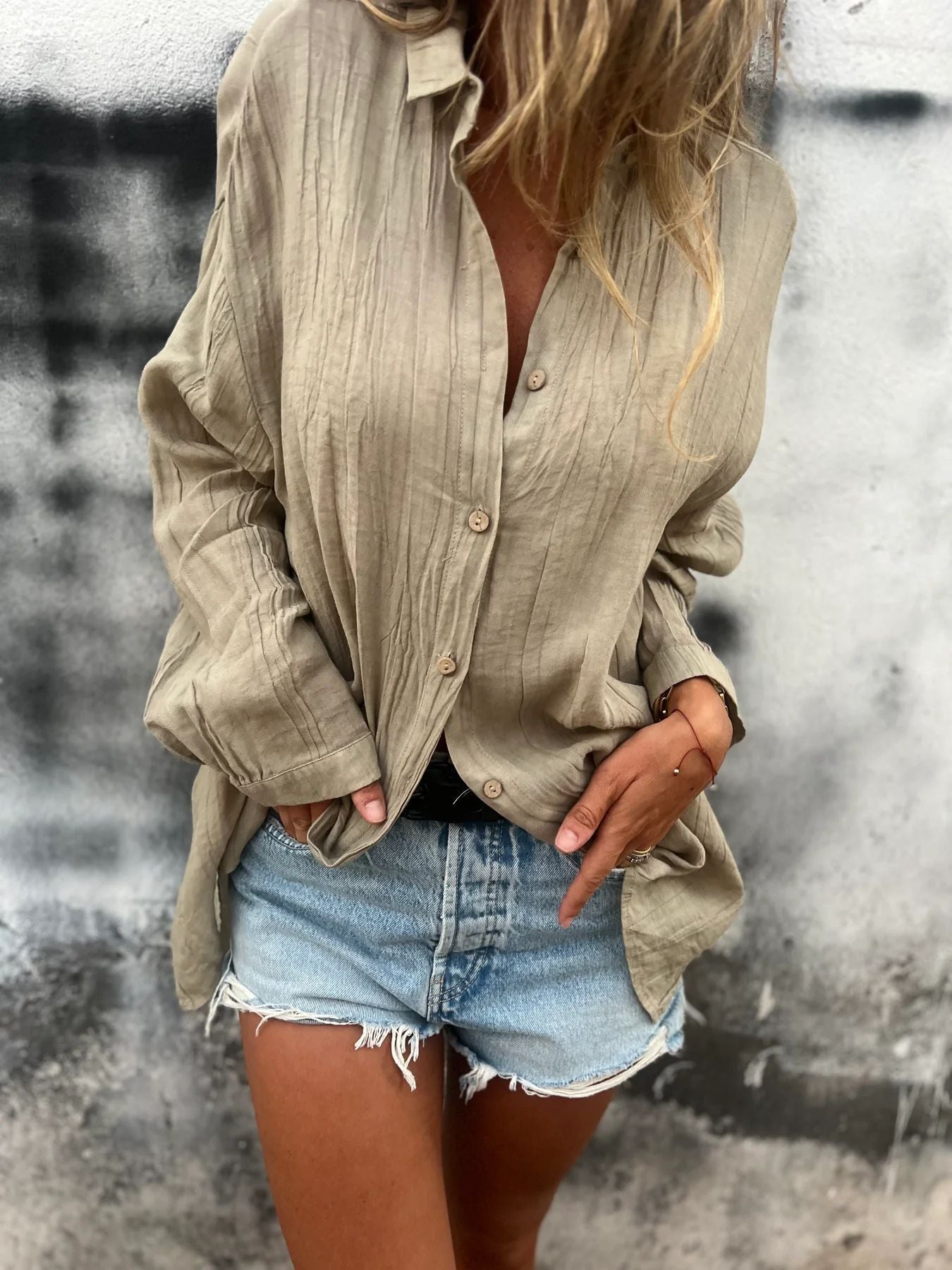 Women's Single Row Multi-buckle Shirt Top